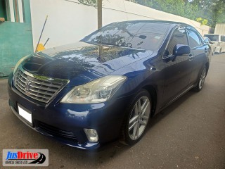 2012 Toyota CROWN