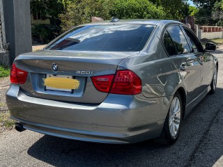 2010 BMW 320I
$1,280,000