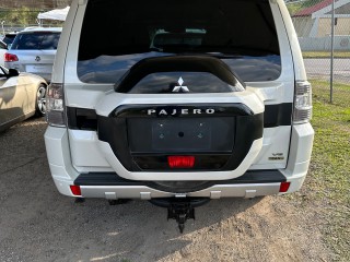 2016 Mitsubishi Pajero 
$3,530,000