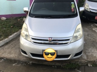 2010 Toyota Isis for sale in St. Catherine, Jamaica