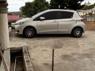 2011 Toyota Vitz