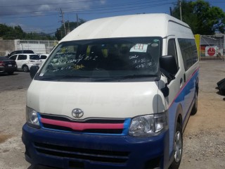 2012 Toyota Hiace Wide Body for sale in Kingston / St. Andrew, Jamaica