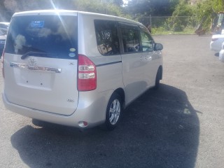 2010 Toyota Noah for sale in Manchester, Jamaica