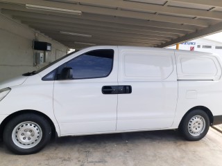 2017 Hyundai H1 for sale in St. Catherine, Jamaica