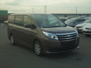 2016 Toyota Noah for sale in Kingston / St. Andrew, Jamaica