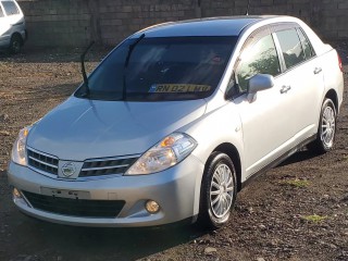 2011 Nissan Tiida Latio