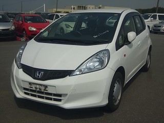 2013 Honda Fit for sale in Kingston / St. Andrew, Jamaica
