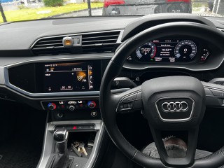 2022 Audi Q3