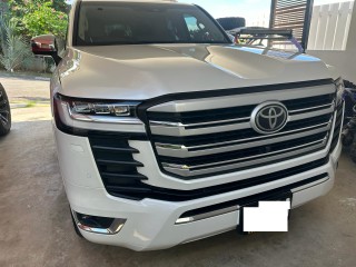 2023 Toyota Landcruiser