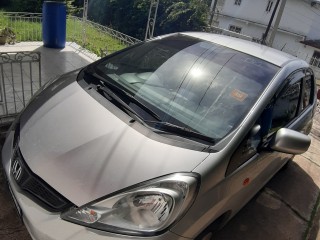 2013 Honda Fit eco for sale in Kingston / St. Andrew, Jamaica
