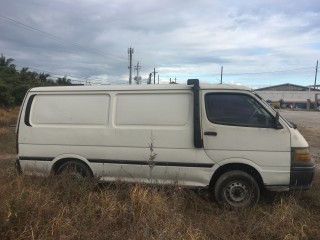 2002 Toyota Hiace for sale in Kingston / St. Andrew, Jamaica