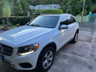 2018 Mercedes Benz GLC 300 for sale in Kingston / St. Andrew, 