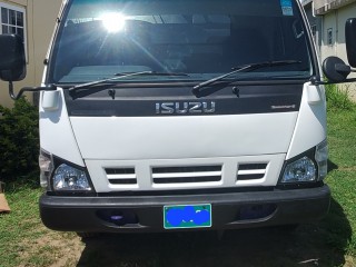 2006 Isuzu Smoother E