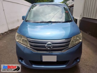 2013 Nissan Serena