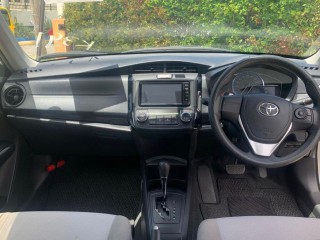 2017 Toyota Axio Hybrid for sale in Kingston / St. Andrew, Jamaica