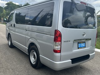 2017 Toyota HIACE   GL  DIESEL for sale in Manchester, Jamaica