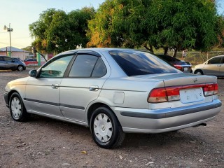 2001 Nissan Sunny B15