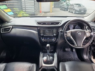 2016 Nissan XTRAIL
$2,690,000