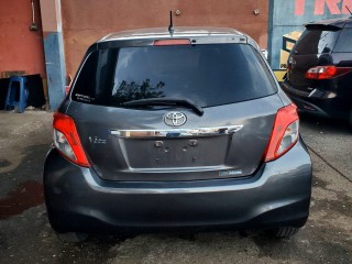 2013 Toyota Vitz