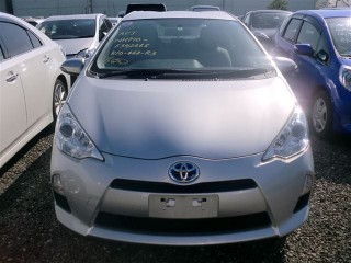 2014 Toyota Aqua for sale in Kingston / St. Andrew, Jamaica