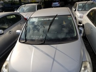 2013 Nissan Tiida Latio for sale in Kingston / St. Andrew, Jamaica