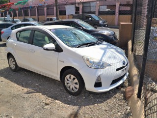 2013 Toyota AQUA for sale in Kingston / St. Andrew, Jamaica