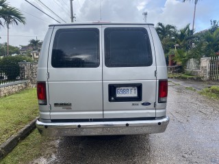 2011 Ford Econoline