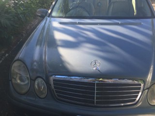 2006 Mercedes Benz E200 Kompressor for sale in Kingston / St. Andrew, Jamaica