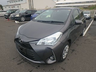 2018 Toyota vitz