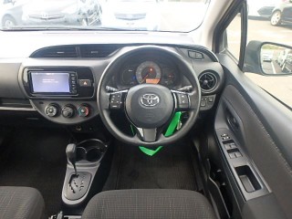 2018 Toyota vitz