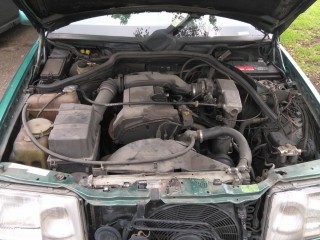 1994 Mercedes Benz E200 for sale in Kingston / St. Andrew, Jamaica