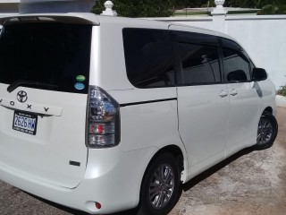 2013 Toyota Voxy for sale in St. Elizabeth, Jamaica