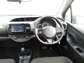 2017 Toyota Vitz Hybrid for sale in Kingston / St. Andrew, Jamaica