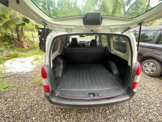 2018 Toyota Pro box and succeed for sale in St. James, Jamaica