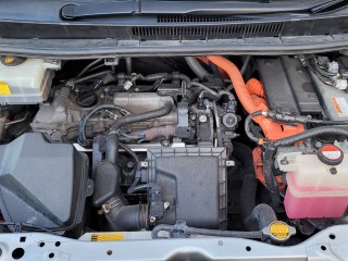 2014 Toyota NOAH HYBRID for sale in Kingston / St. Andrew, Jamaica