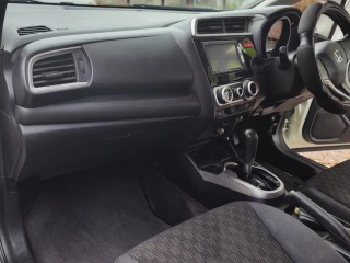 2014 Honda Fit
$1,300,000
