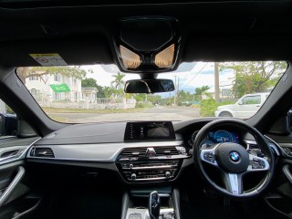2019 BMW 530i 
$7,200,000