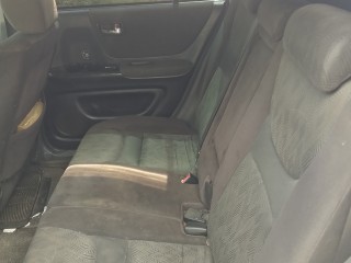 2000 Toyota Kluger
$700,000