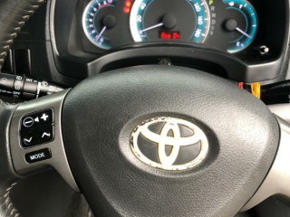 2010 Toyota ISIS PLATANA