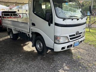 2013 Toyota Dyna