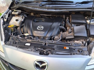 2013 Mazda PREMACY