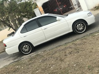 2004 Nissan Sunny