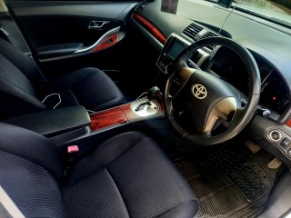 2012 Toyota Premio