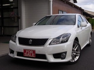 2013 Toyota Crown