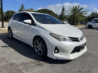 2014 Toyota Auris