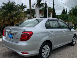 2017 Toyota Corolla axio