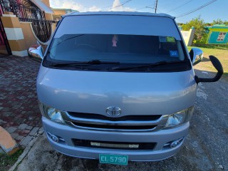 2009 Toyota Hiace 
$1,300,000