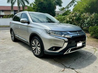 2019 Mitsubishi Outlander for sale in Kingston / St. Andrew, Jamaica