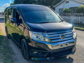 2013 Honda Stepwagon Spada