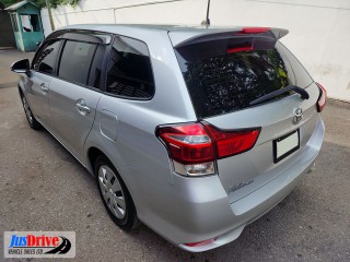 2015 Toyota Corolla Fielder